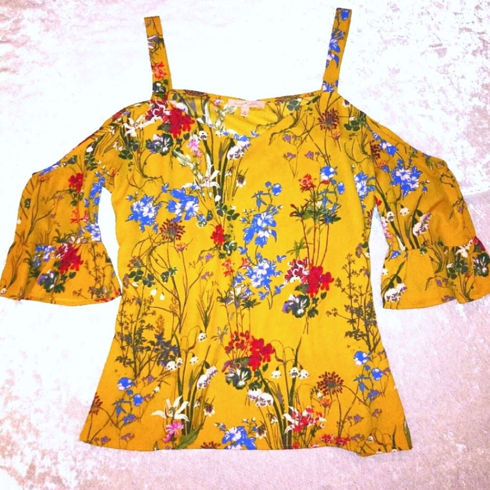 Gibson + Latimer Boho Floral Cold Shoulder Top